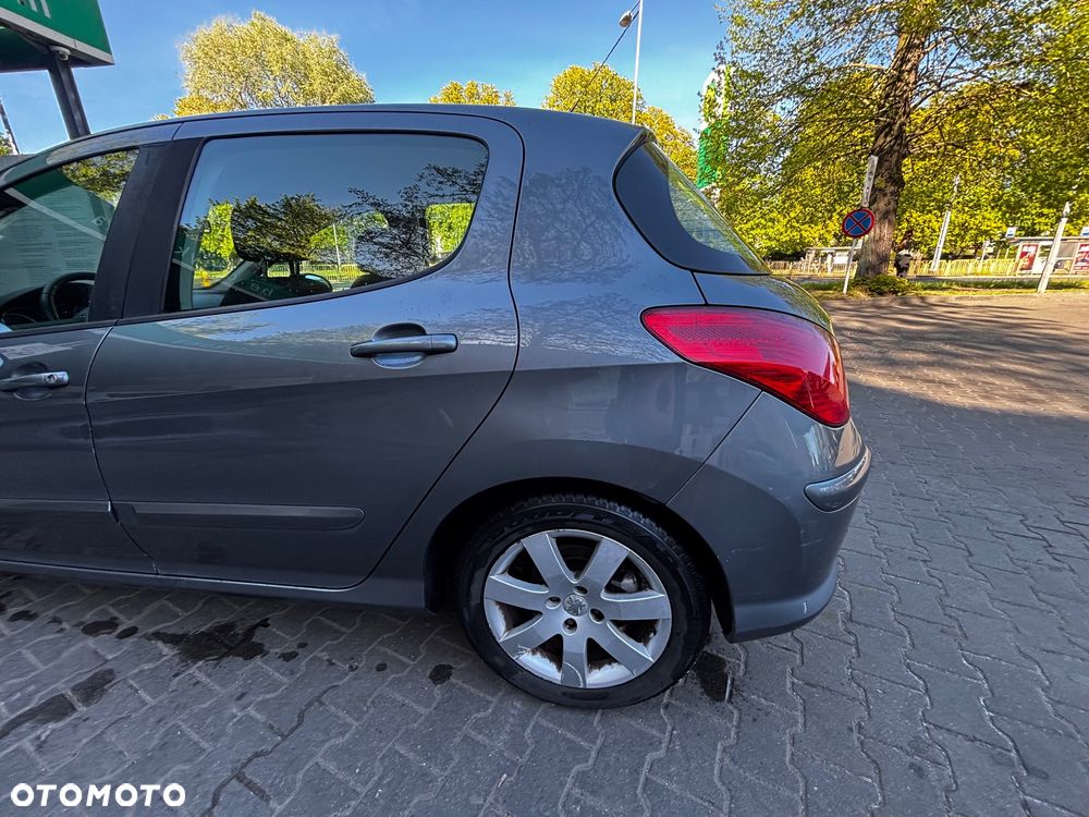 Peugeot 308 120 VTi Premium - 24