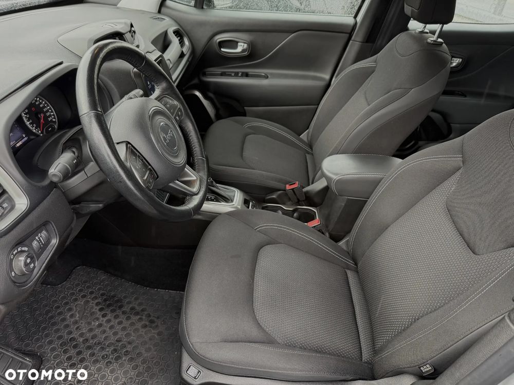 Jeep Renegade - 10