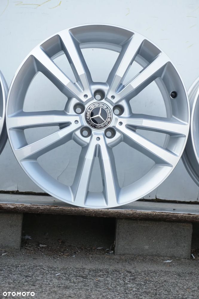 Mercedes 5x112 18 8J et45 W207 - 7