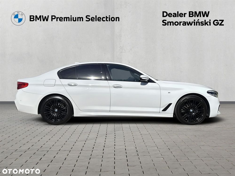 BMW Seria 5 520d xDrive - 28