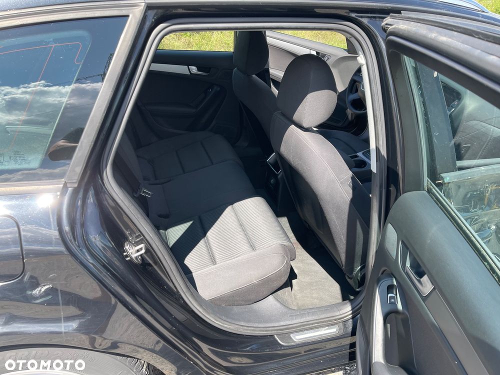 Audi A4 Avant - 13