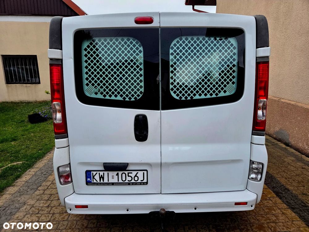 Renault Trafic - 9