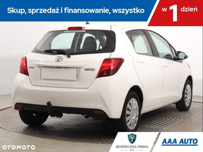Toyota Yaris - 6