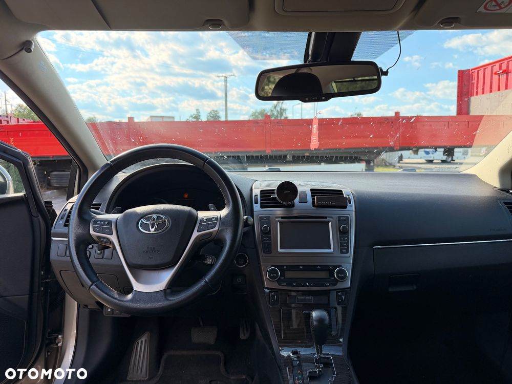 Toyota Avensis 2.0 Premium MS - 4