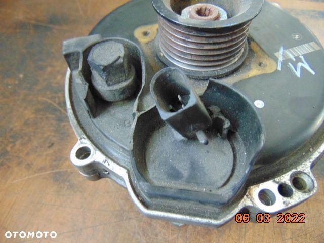 BMW E38 750i M73 V8 E39 E53 3.5 4.0 4.4 ALTERNATOR WODNY 0122468015 7508286 1705483 - 6