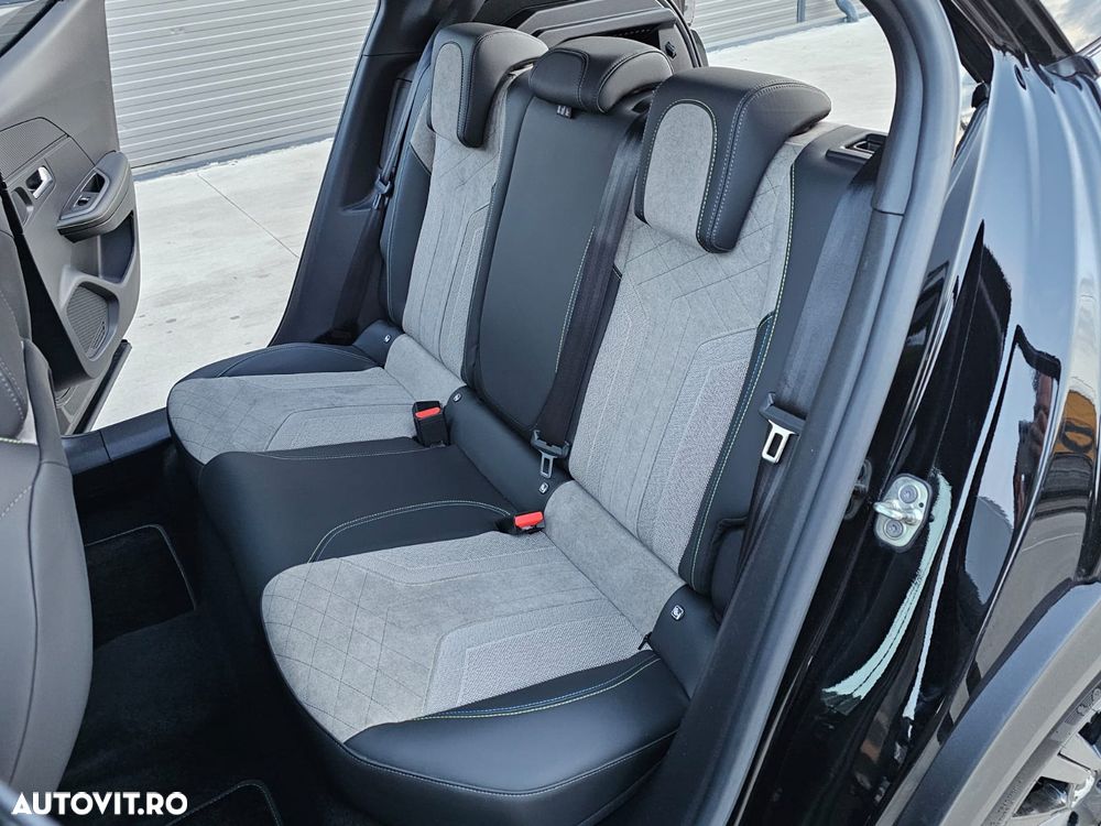 Peugeot 2008 e-2008 GT Line - 18