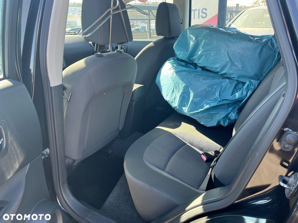 Nissan Qashqai 1.6 visia - 9