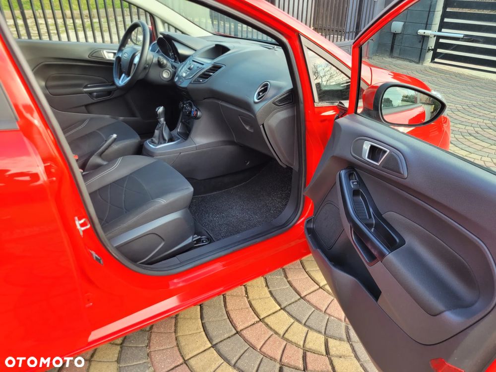 Ford Fiesta - 17