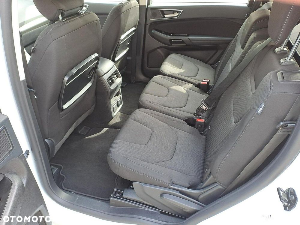 Ford S-Max - 8