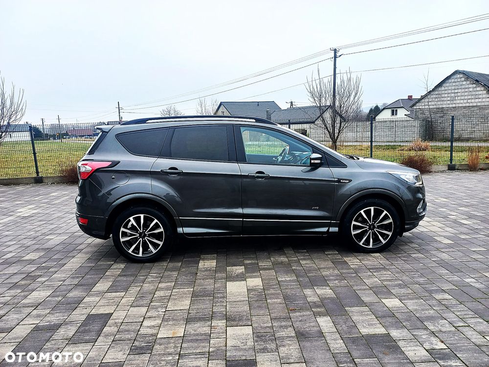 Ford Kuga 2.0 TDCi 4x4 ST-Line - 6