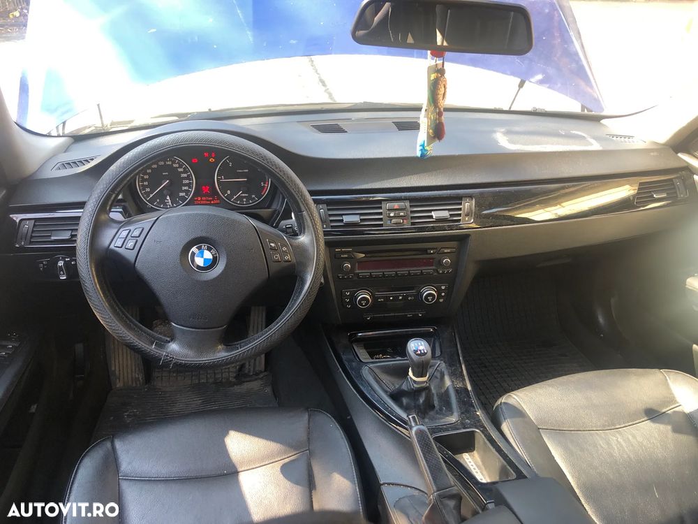 Dezmembrez Bmw Seria 3 E90 LCI 320d N47D20C albastru 2010 - 8