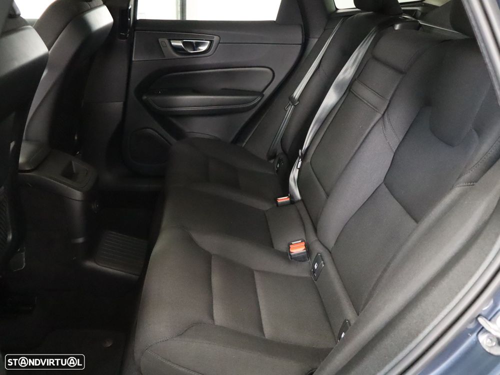 Volvo XC 60 2.0 T6 PHEV Inscription AWD - 11
