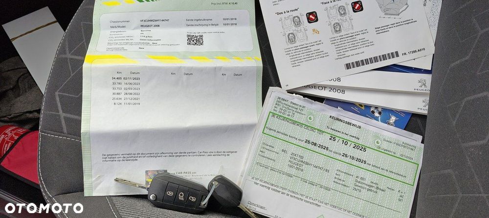 Peugeot 2008 1.2 Pure Tech GPF Style - 24