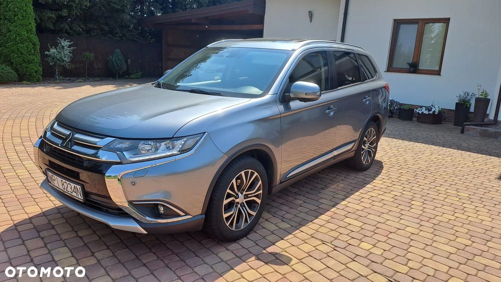 Mitsubishi Outlander 2.0 Instyle Navi 4WD CVT - 1