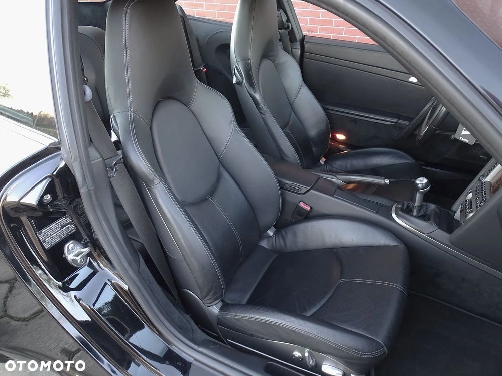 Porsche 911 Carrera S - 21