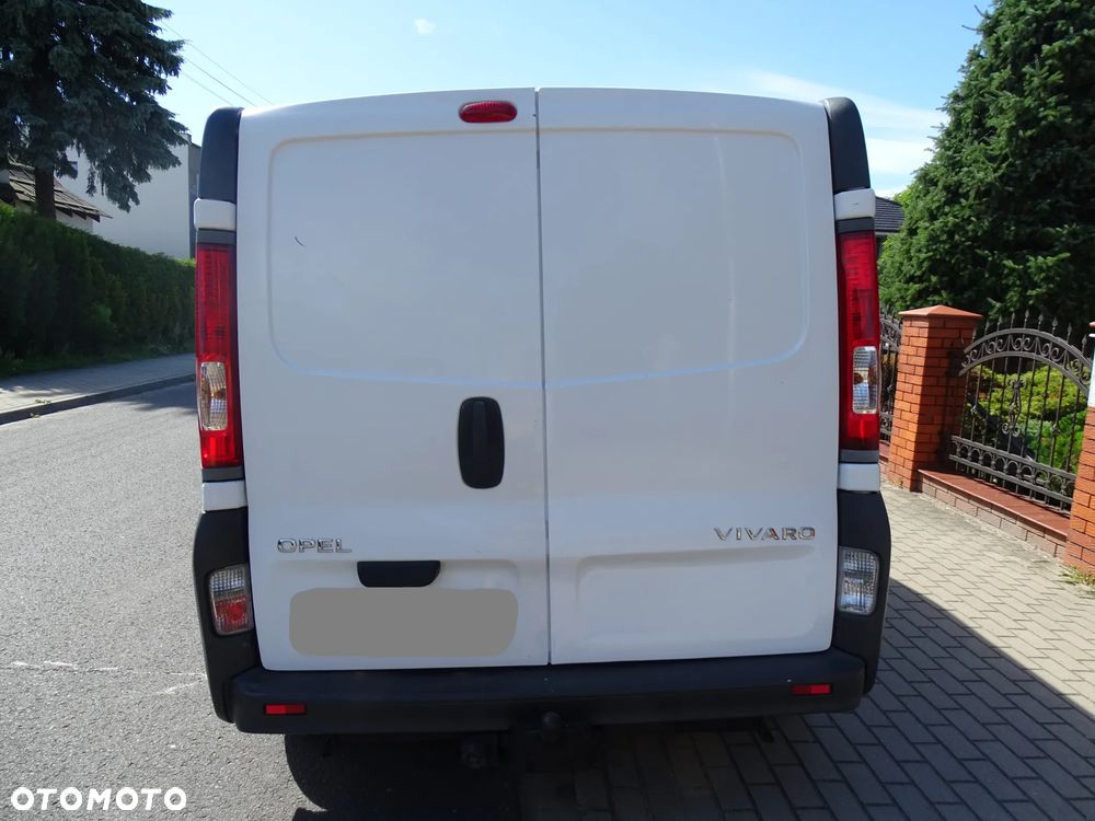Opel Vivaro 2,0 DTI -90 KONI ,Klimatyzacja ,L1 H1 ,HAK, Zarejestrowany ,Paka długa 2,40m - 18