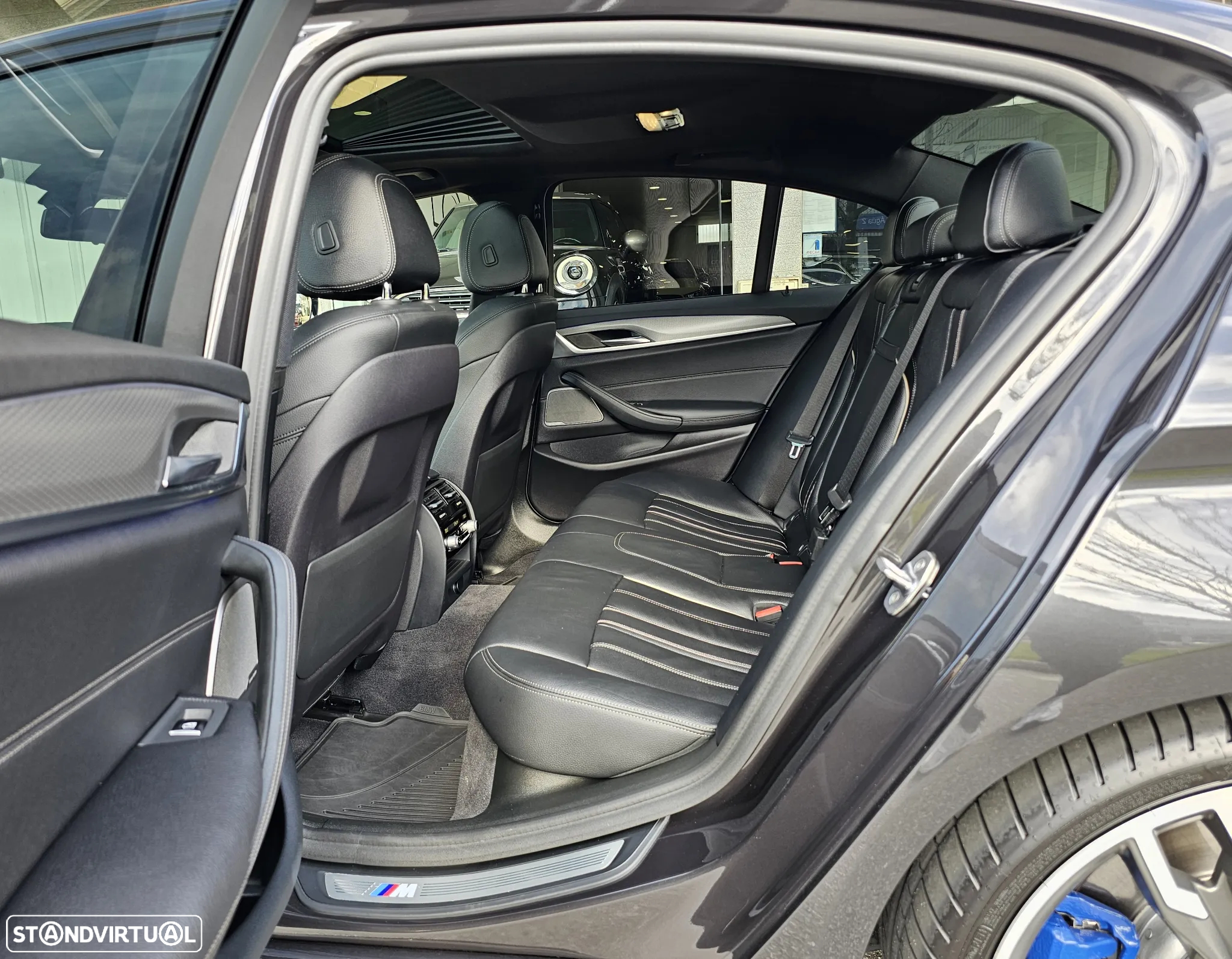 BMW M550d xDrive Auto - 9