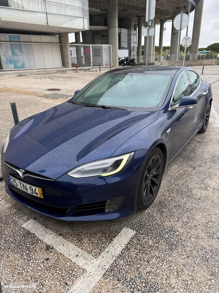 Tesla Model S 85 - 1