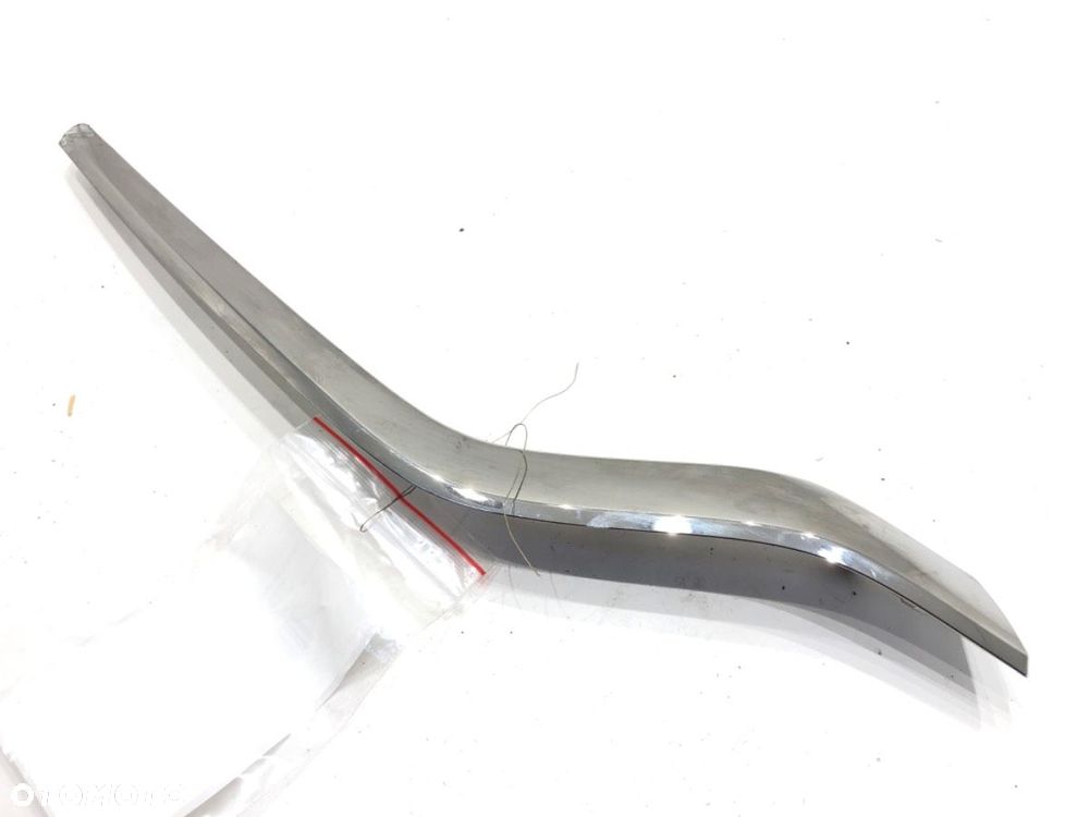 LISTWA ZDERZAKA TYŁ PRAWA CHROM  RENAULT CAPTUR II 2020 - 2022 TCe 140 (HFN0) 103 kW [140 KM] - 2