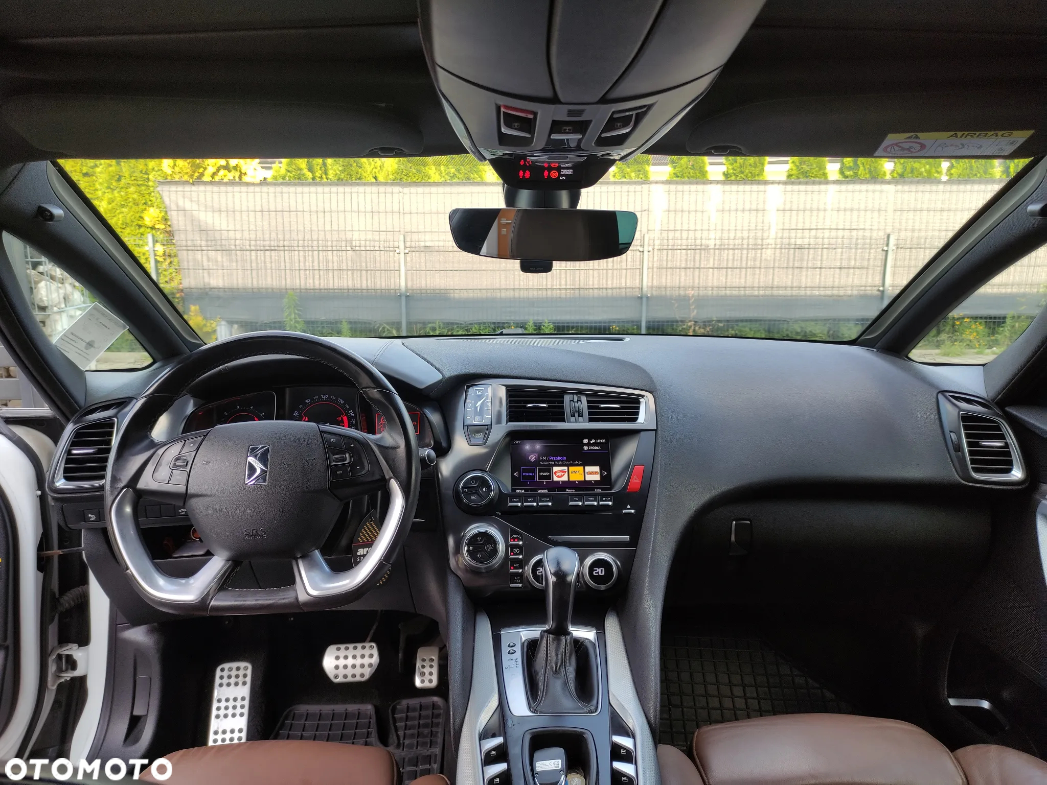 DS Automobiles DS 5 - 10