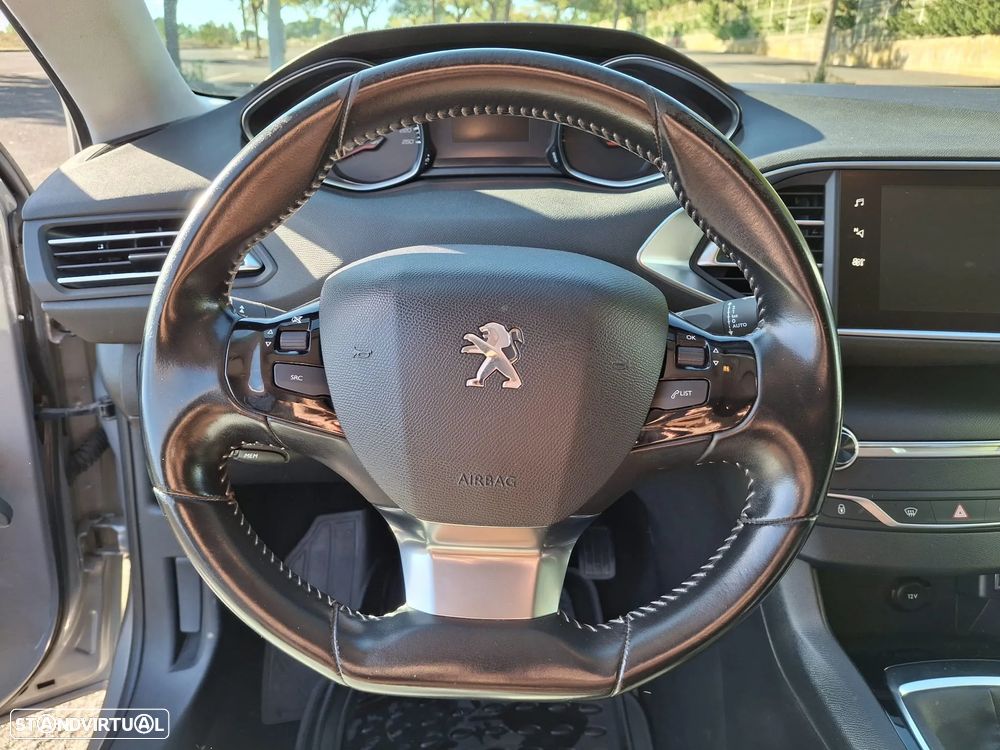 Peugeot 308 SW 1.5 BlueHDi Active - 32