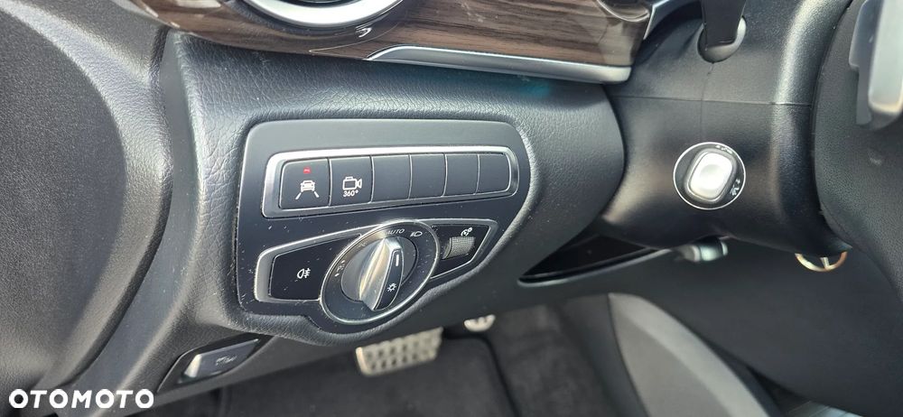 Mercedes-Benz Klasa V 300 d Avantgarde 9G-Tronic - 31