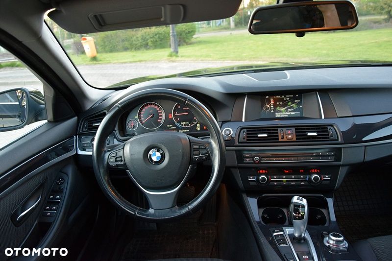 BMW Seria 5 520d Sport - 7