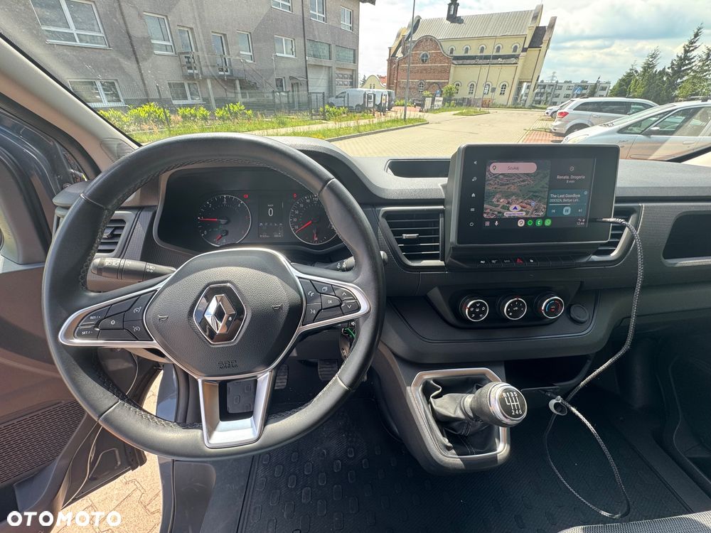 Renault Trafic - 12