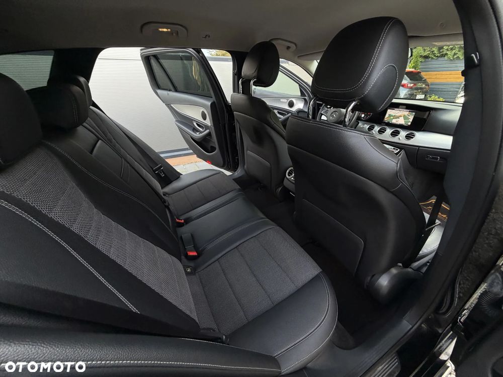 Mercedes-Benz Klasa E 220 d 9G-TRONIC - 17