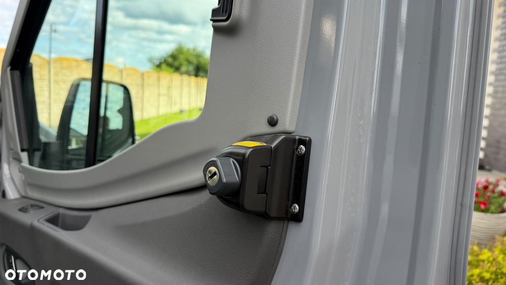 Ford Transit - 23