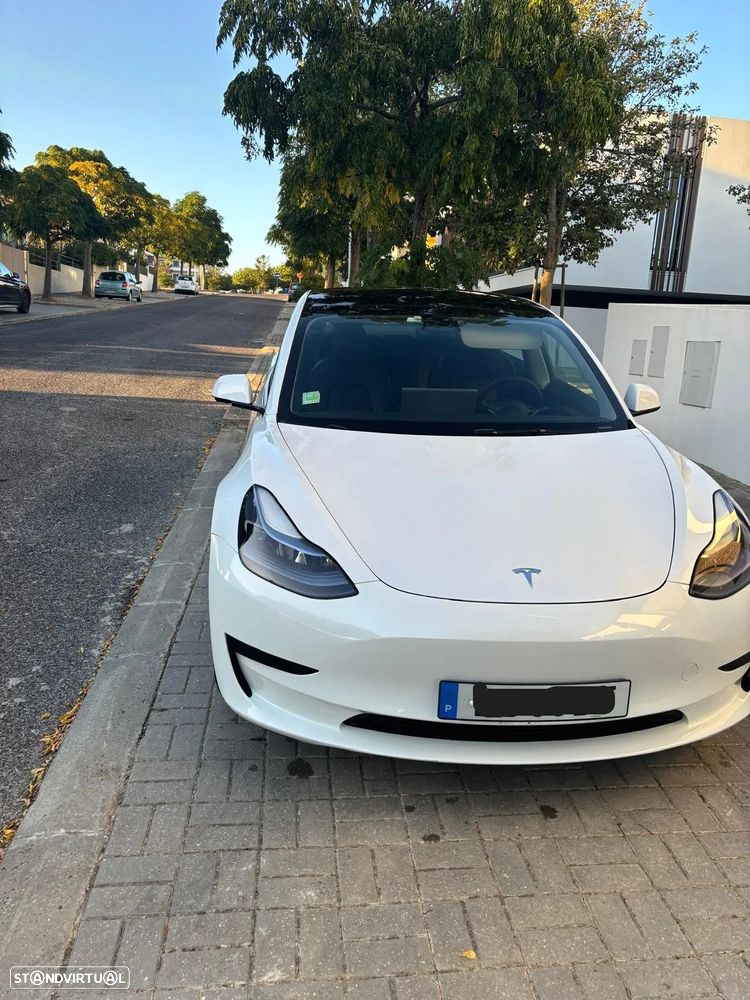 Tesla Model 3 - 2