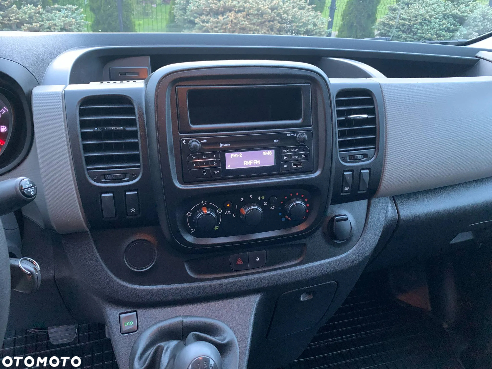 Renault Trafic Bluetooth Relingi Bardzo Zadbany Long - 37