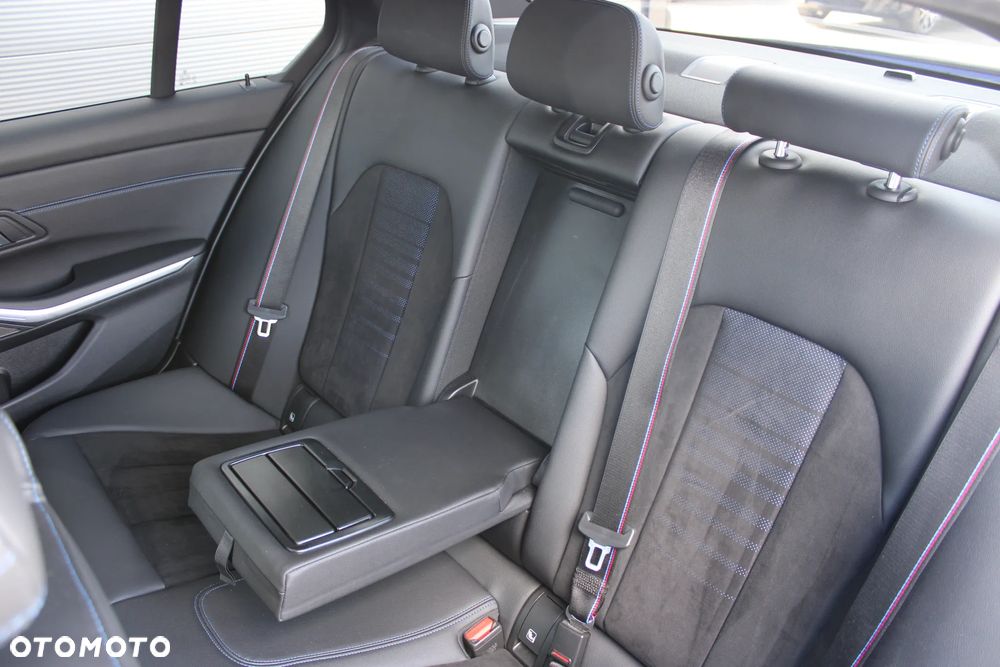 BMW Seria 3 320d mHEV M Sport sport - 21