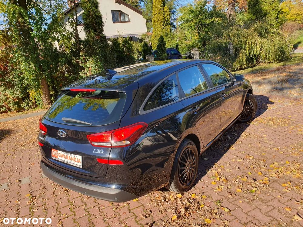 Hyundai i30 1.4 Select - 18