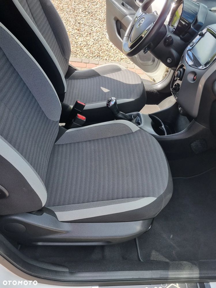 Toyota Aygo x-style - 24
