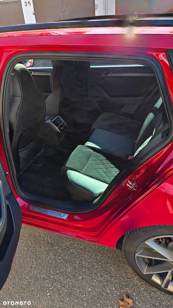 Skoda Superb 1.5 TSI Sportline DSG - 22