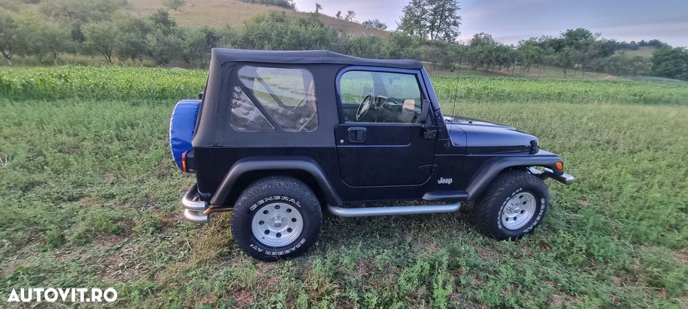 Jeep Wrangler - 4