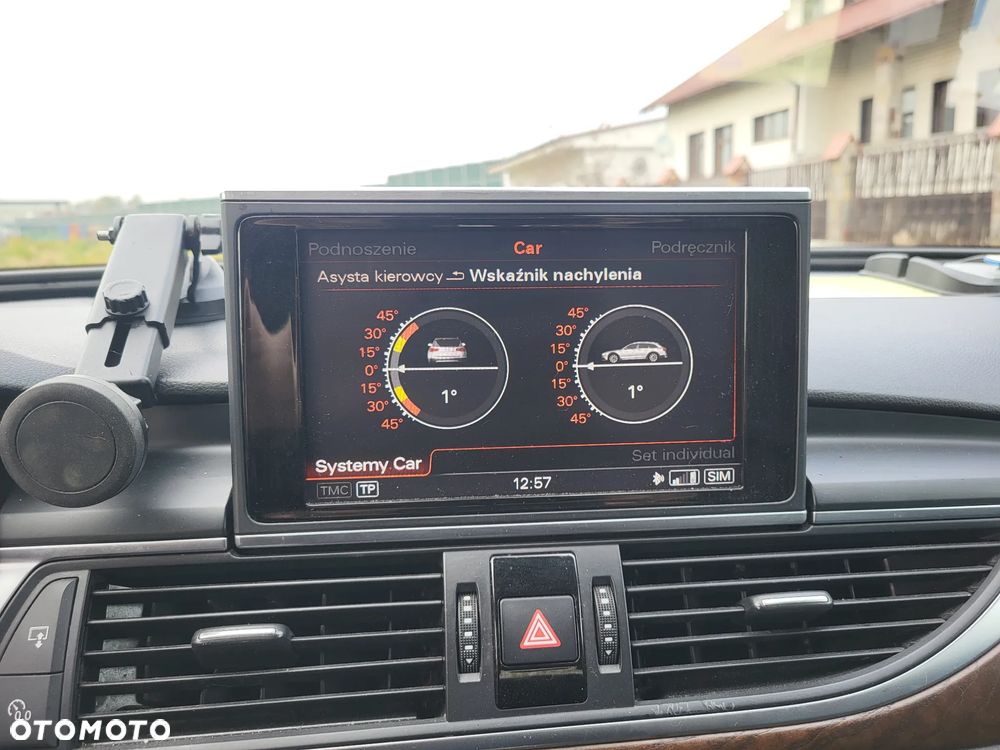 Audi A6 Allroad - 30