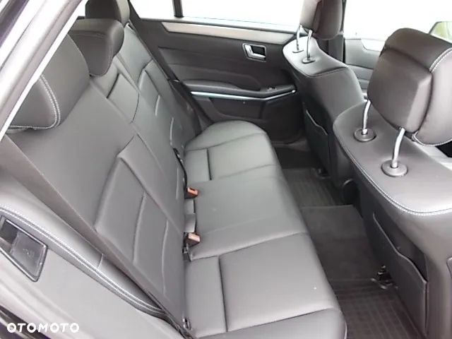 Mercedes-Benz Klasa E 200 BlueTEC 7G-TRONIC Classic - 13