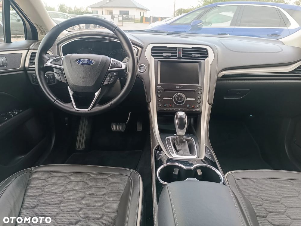 Ford Mondeo 2.0 TDCi STart-Stopp PowerShift-Aut Vignale - 31
