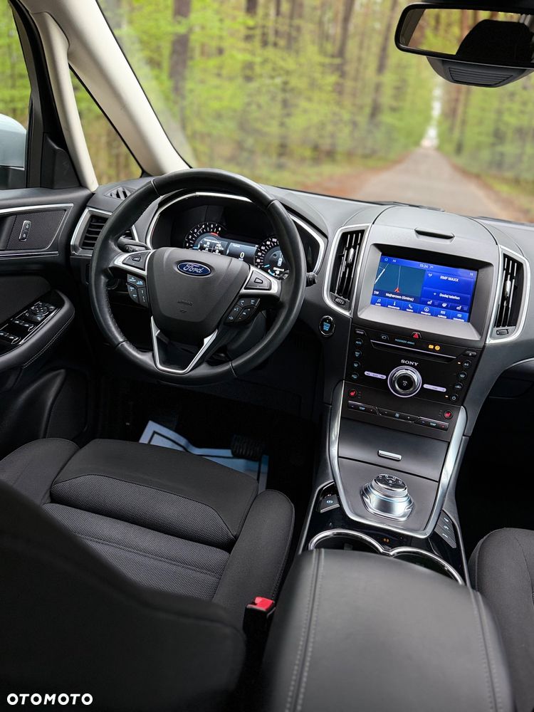 Ford S-Max 2.0 EcoBlue Titanium - 24