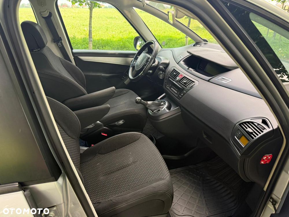 Citroën C4 Picasso - 12