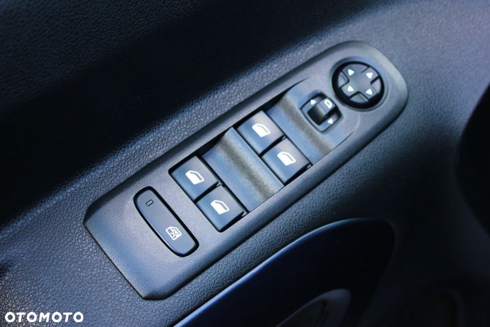 Peugeot Rifter Long 1.5 BlueHDI Allure S&S - 24