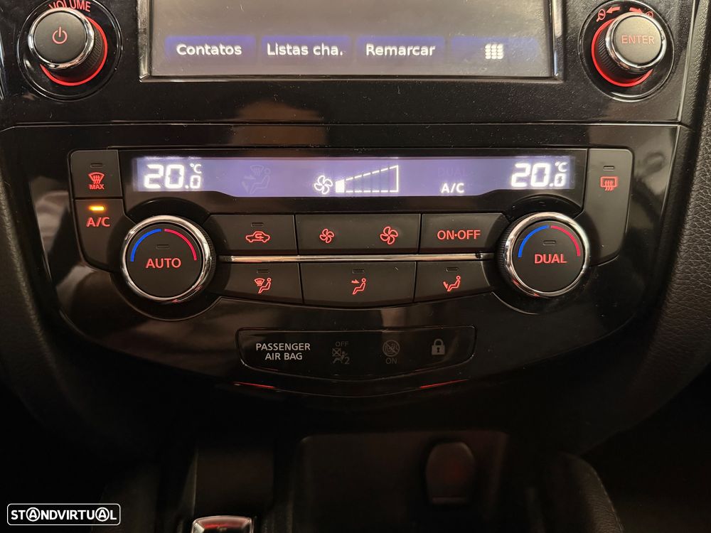 Nissan Qashqai 1.5 dCi N-Connecta 18 - 33