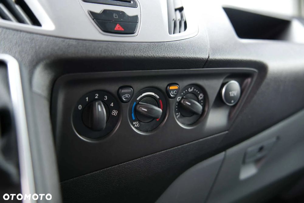 Ford Transit Custom - 25