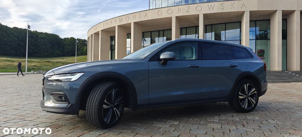 Volvo V60 Cross Country D4 AWD - 2