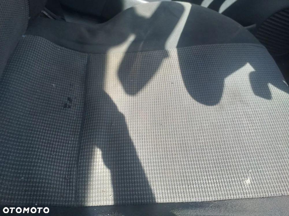 Auto na części - Opel Astra Silnik Skrzynia Drzwi Maska Klapa Błotnik Zderzak Lampa Szyba Klamka Lusterko Deska Kokpit - 5