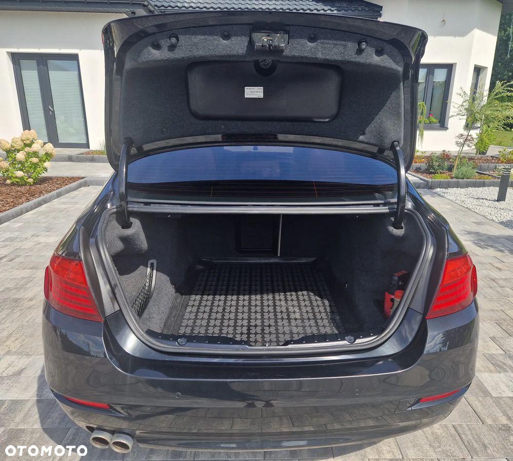 BMW Seria 5 520d xDrive Luxury Line - 8
