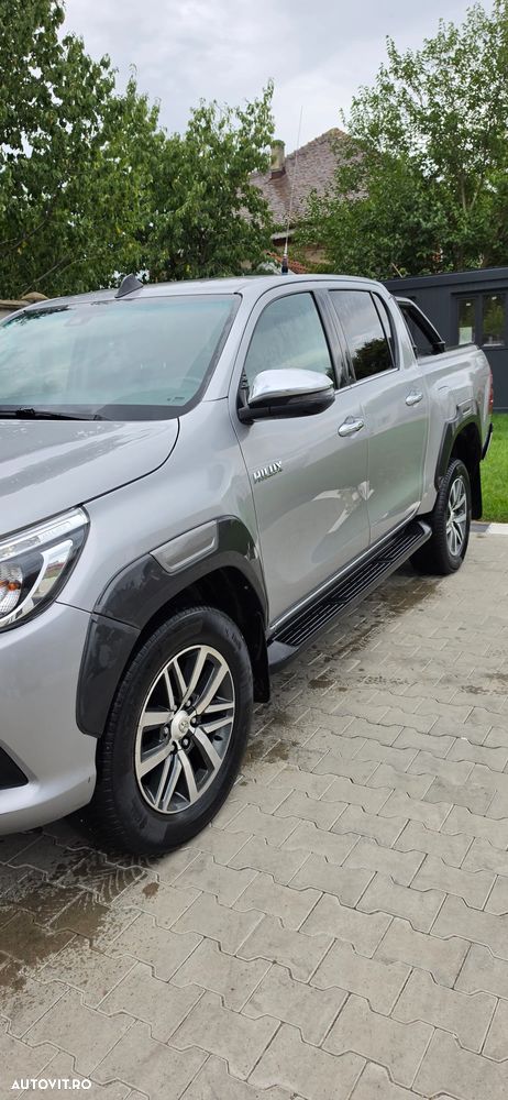 Toyota Hilux 2.4D 150CP 4x4 Double Cab AT Executive - 3