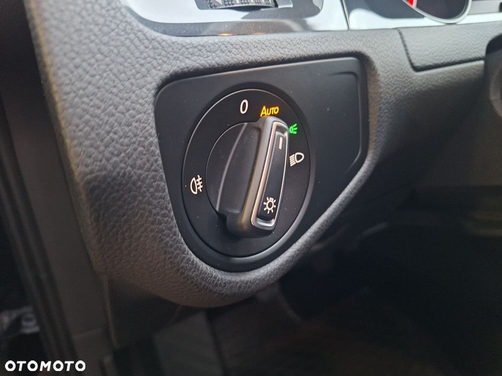 Volkswagen Golf 1.5 TSI BMT Evo Comfortline - 13